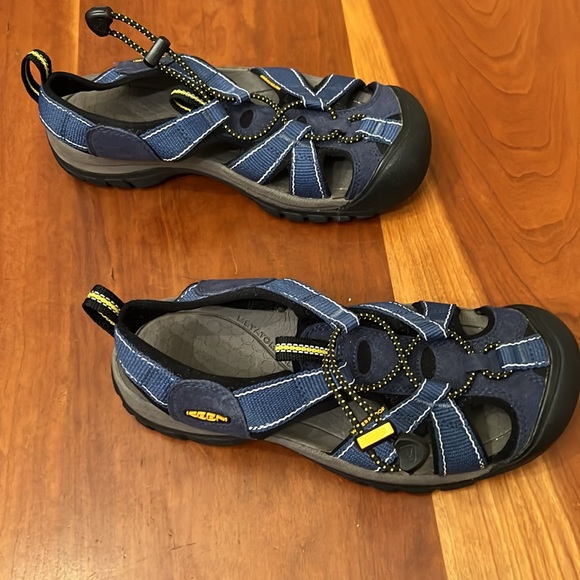Keen Venice H2 Waterproof Sandals, Women’s 7, Blue - Picture 4 of 11